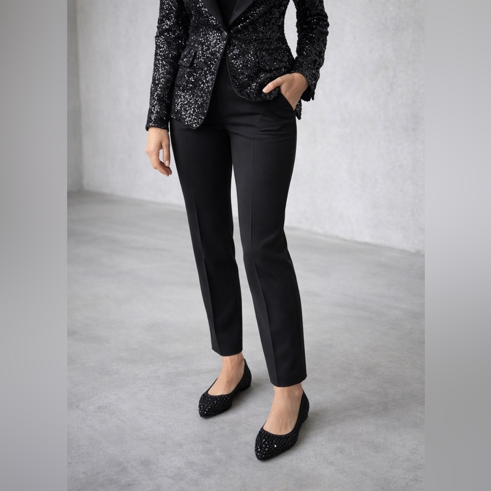 Lauren Lorraine, elegant sequence, flat shoes